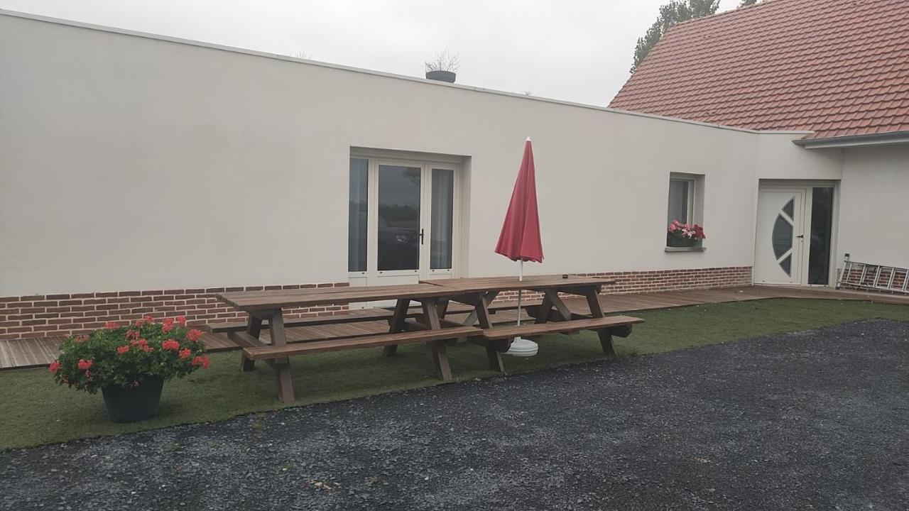 Camping La Haie Penee **** Saint-Quentin-en-Tourmont Kültér fotó