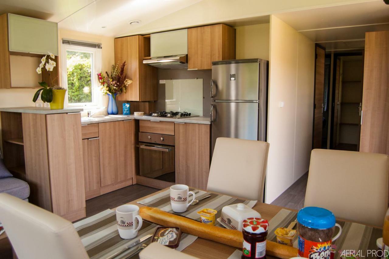 Camping La Haie Penee **** Saint-Quentin-en-Tourmont Kültér fotó